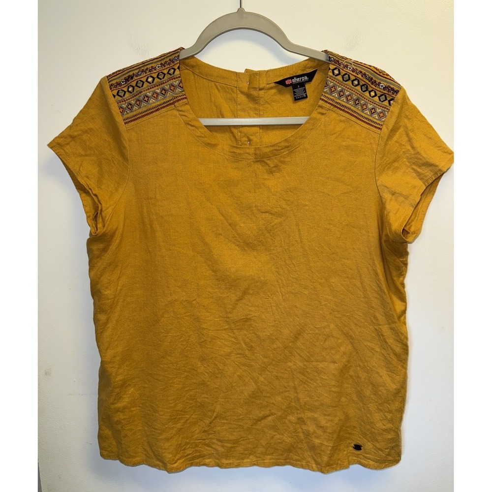 Sherpa Adventure Gear Top Kiran Embroidered Mustard Yellow Hemp Button Small